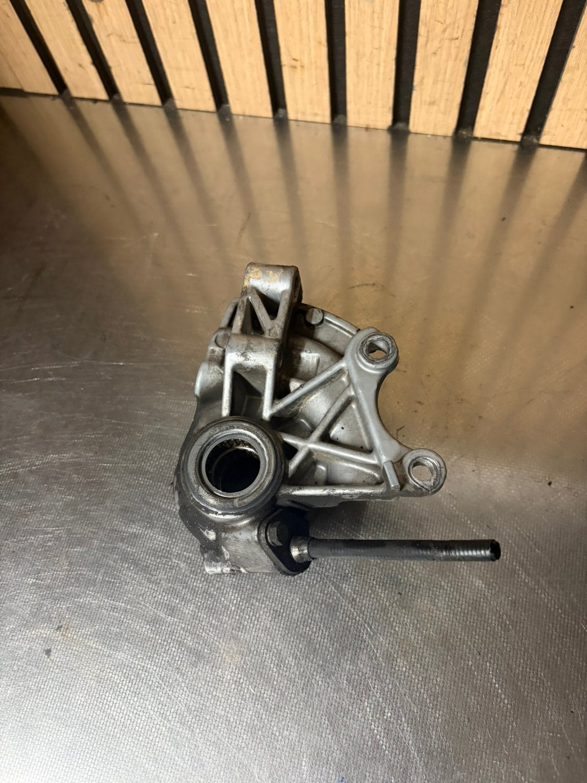 piaggio skipper 125cc voorvork schokbreker houder, Ophalen