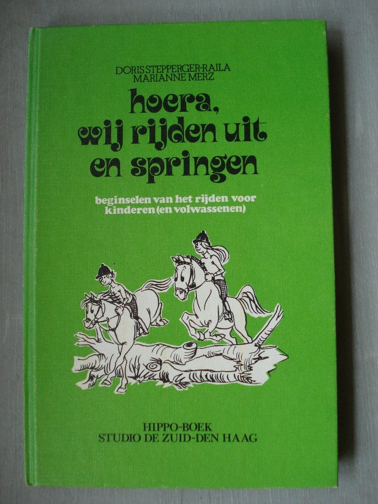 Hoera wij rijden uit en springen, Ophalen of Verzenden, Gelezen, Paarden of Pony's