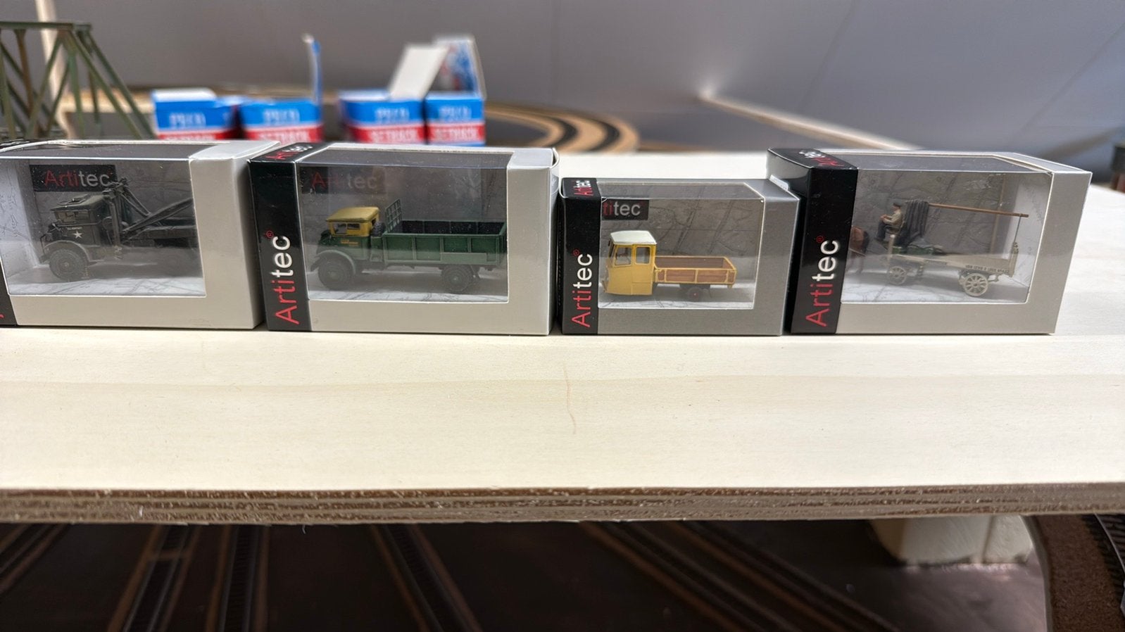 4 keer Artitec, Ophalen of Verzenden, Nieuw, Bus of Vrachtwagen, Overige merken