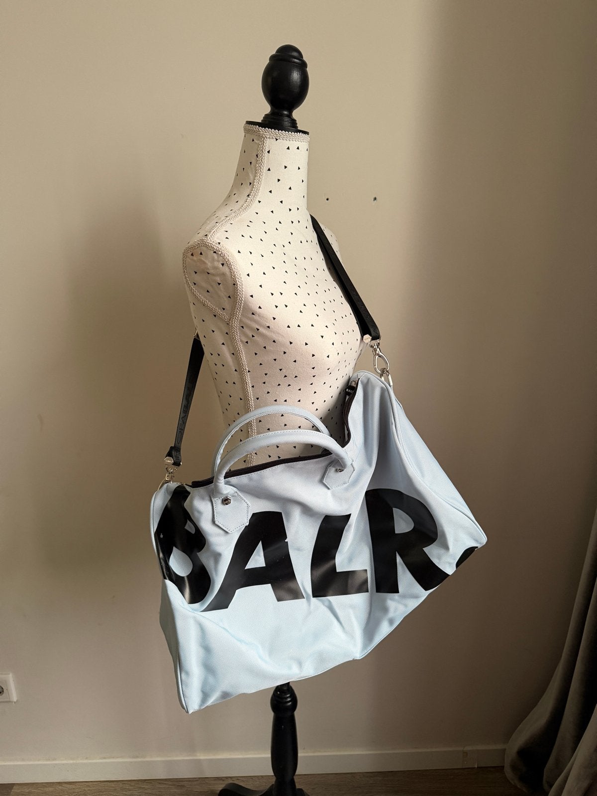Nieuwe BALR. Sporttas lichtblauw/grijs, Ophalen of Verzenden, Nieuw, Unisex volwassen
