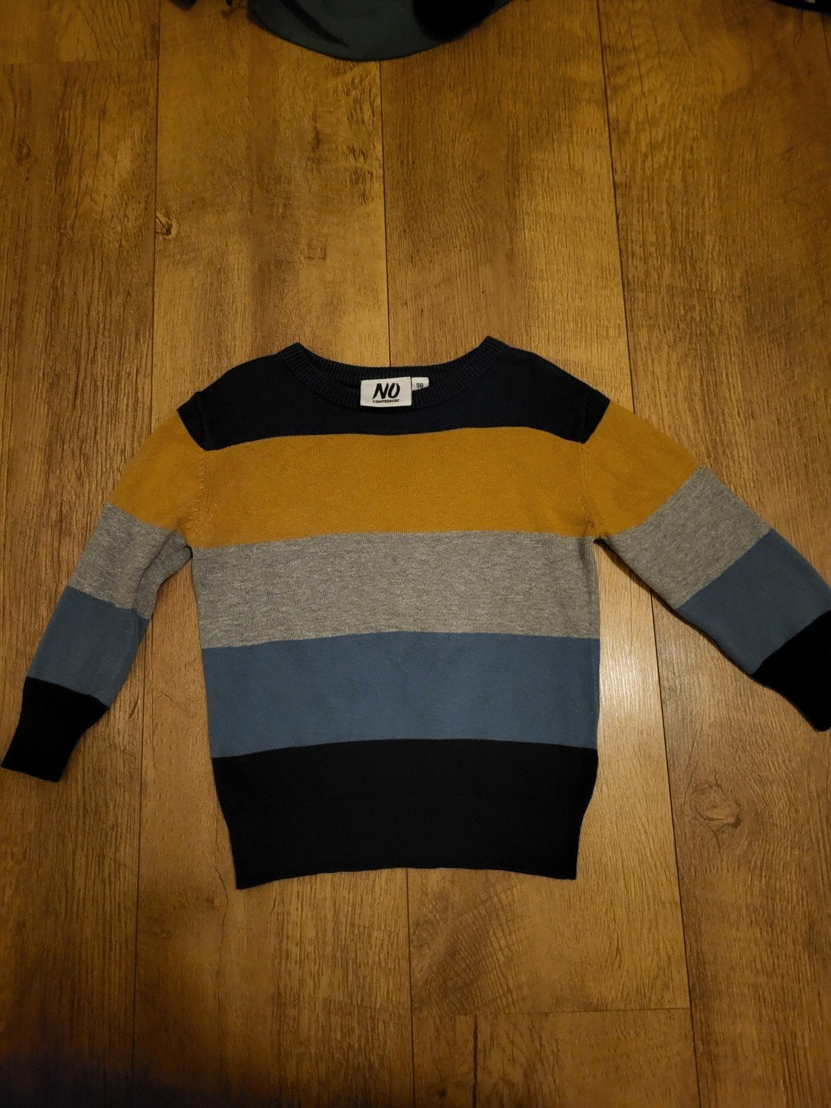 leuke trui, Kinderen en Baby's, Ophalen of Verzenden, Zo goed als nieuw, Meisje, Trui of Vest