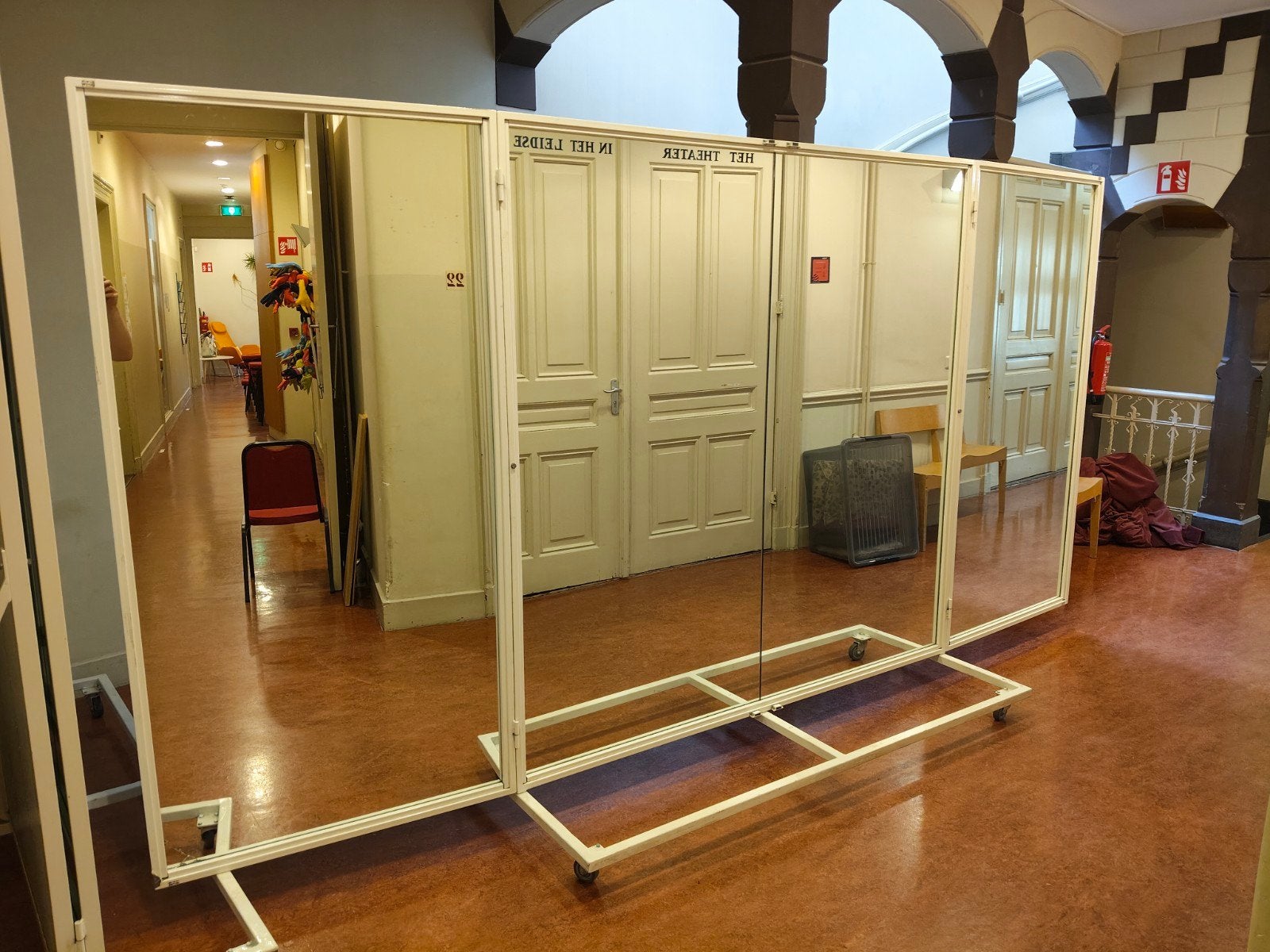 Spiegelwand op wielen, uitklapbaar (2x), Sport en Fitness, Ophalen, Gebruikt, Overige typen