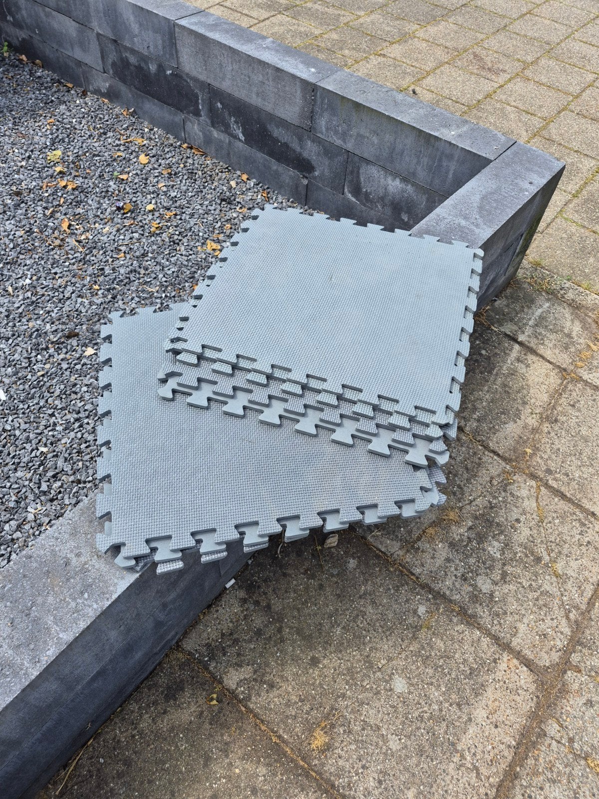 6 rubberen vloertegels 30x30 cm - Prima staat, Ophalen of Verzenden, Zo goed als nieuw