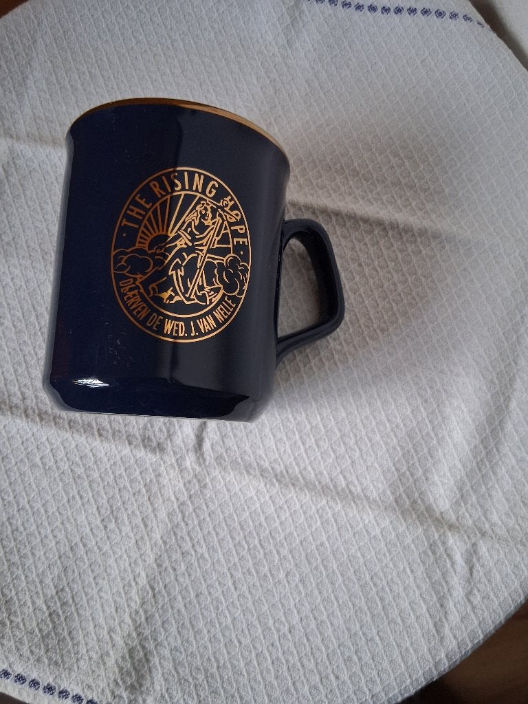 Van Nelle mok blauw met goud *eureka*, Verzamelen, Ophalen of Verzenden, Zo goed als nieuw, Gebruiksvoorwerp
