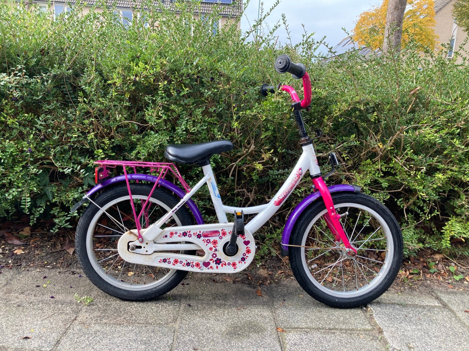 Meisjesfiets Vermont Girly Summer 16 inch wit/paars/roze, Fietsen en Brommers, Ophalen, Gebruikt, Terugtraprem, 16 tot 20 inch