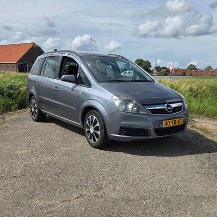 Opel Zafira 1.6 2006 Grijs, Auto's, Opel, Particulier, Zafira, Benzine, C, MPV, Handgeschakeld, Origineel Nederlands, Zilver of Grijs