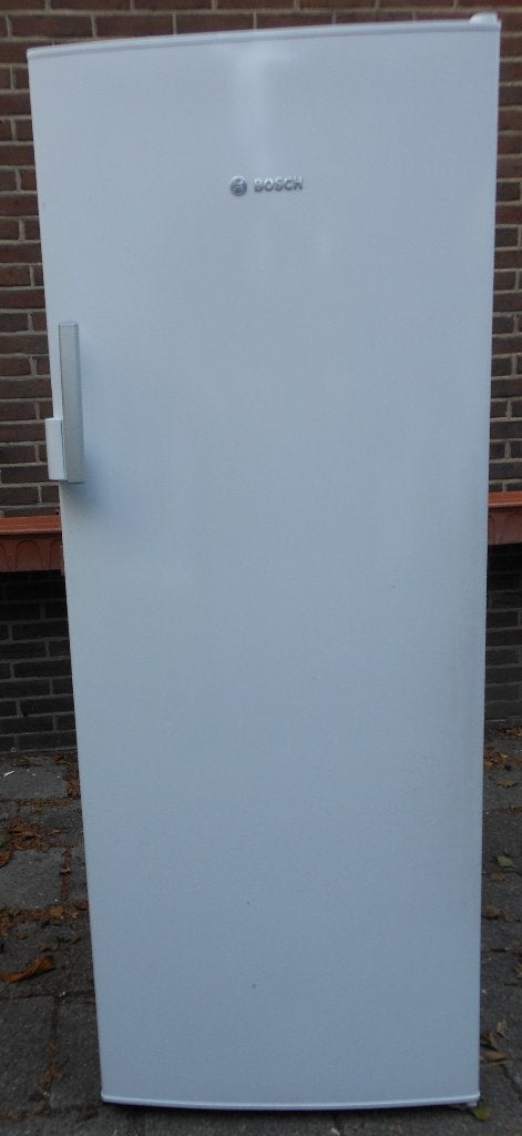 Bosch nofrost, Gebruikt, Energieklasse A of zuiniger, 140 tot 160 cm, Ophalen