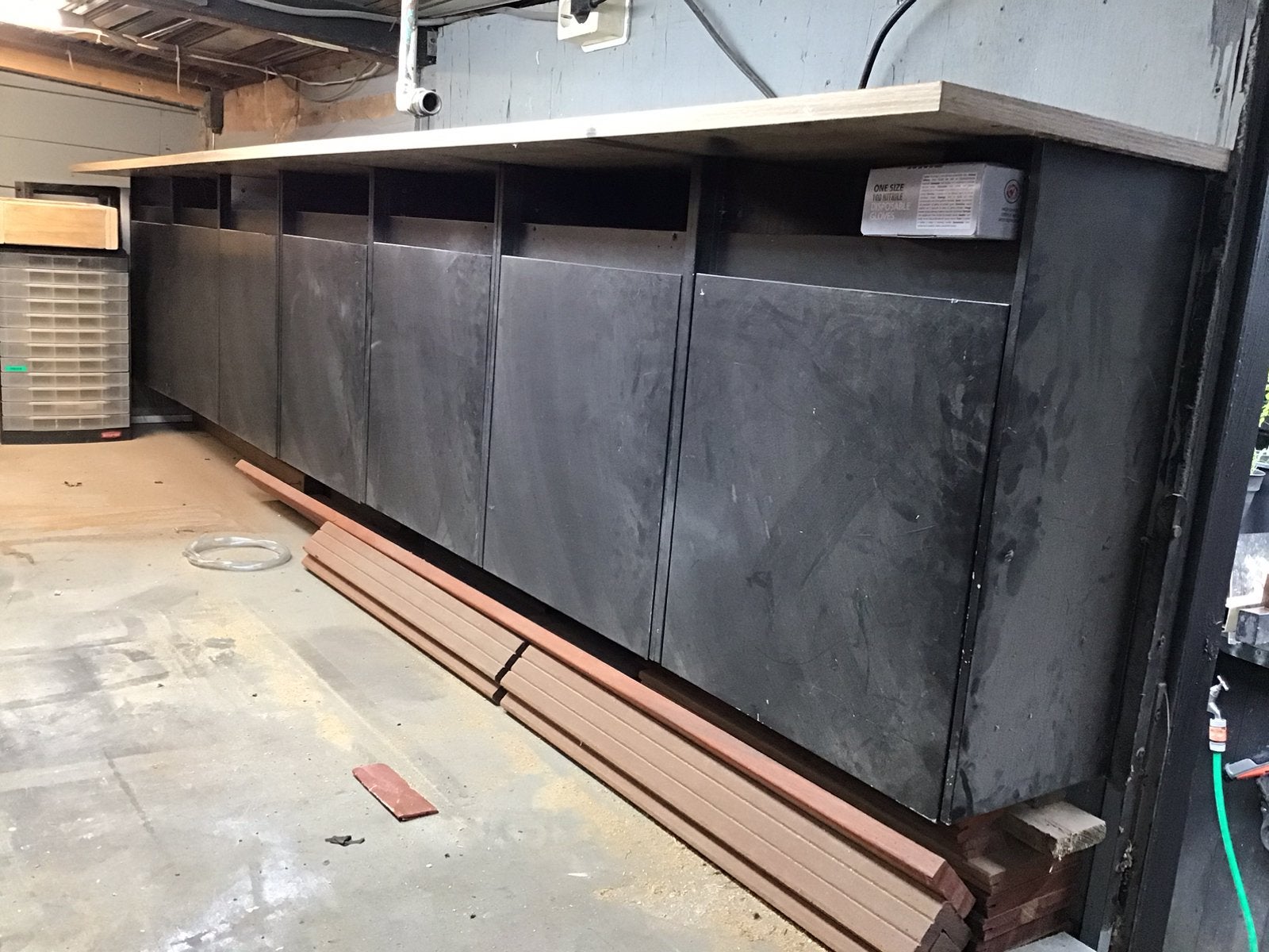Werkplaats inrichting met 7kastjes 280cm excl. gereedschap, Ophalen, Gebruikt
