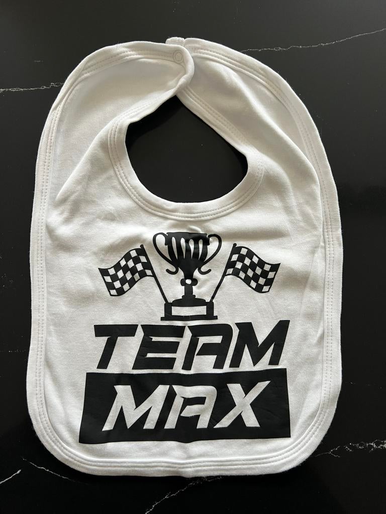 Baby slabber; Formule 1 Team Max (NIEUW), Ophalen of Verzenden, Nieuw, Jongetje of Meisje
