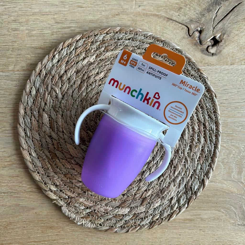 Nieuwe Munchkin Miracle 360 drinkbeker - paars, 207ml, Kinderen en Baby's, Babyvoeding en Toebehoren, Ophalen of Verzenden, Nieuw