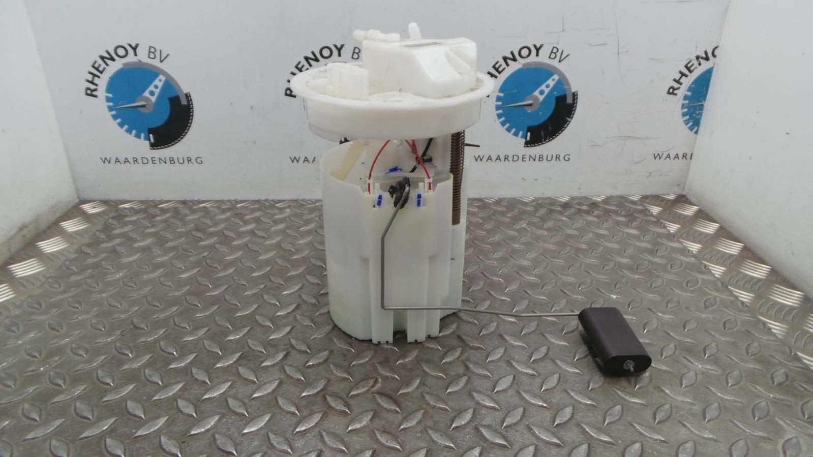 FORD FIESTA BRANDSTOF POMP (IN TANK)  2014, Ophalen of Verzenden, Gebruikt, ARN erkend