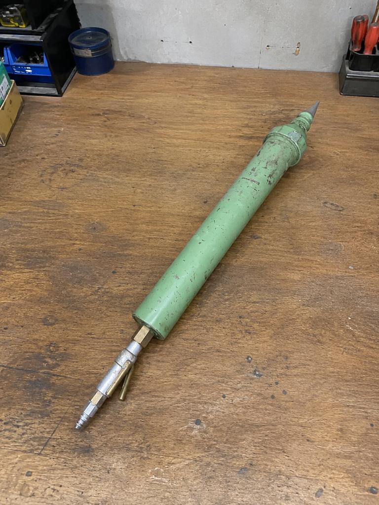 Pneumatische kitpomp / perslucht doseerpomp, Ophalen, Gebruikt