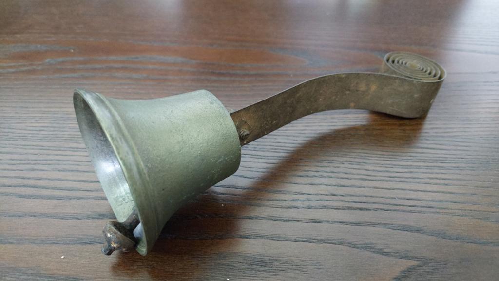Antieke winkelbel, deurbel. Denk bronzen bel. Nummer 12, Antiek en Kunst, Ophalen of Verzenden