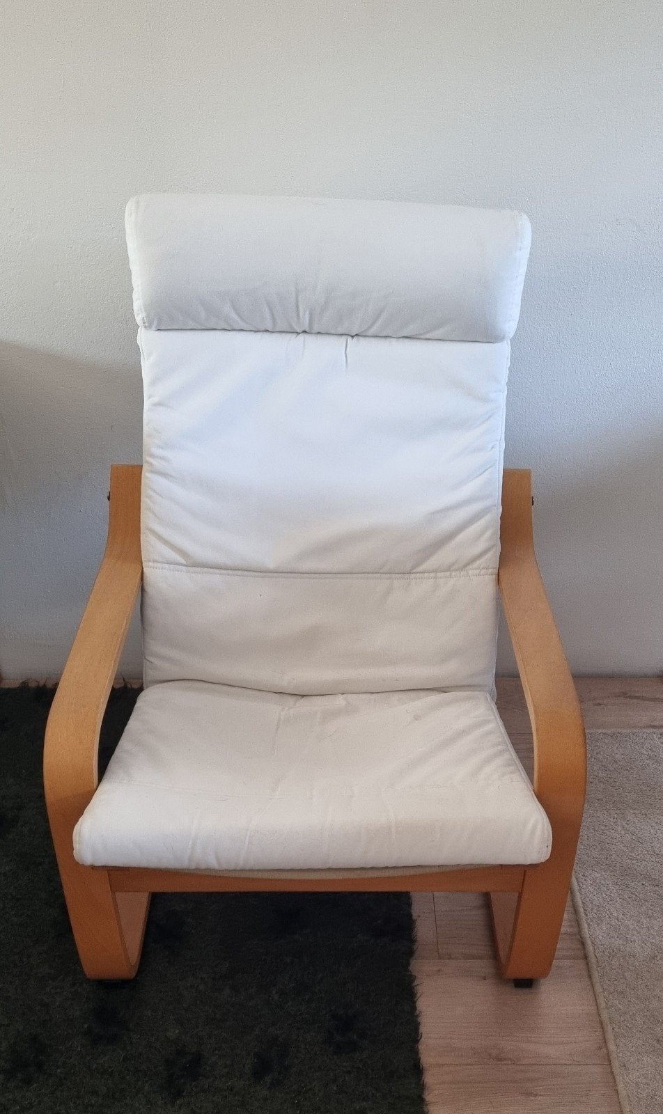 Ikea Poag fauteuil met houten frame en witte bekleding, Ophalen, Hout, Gebruikt, Wit