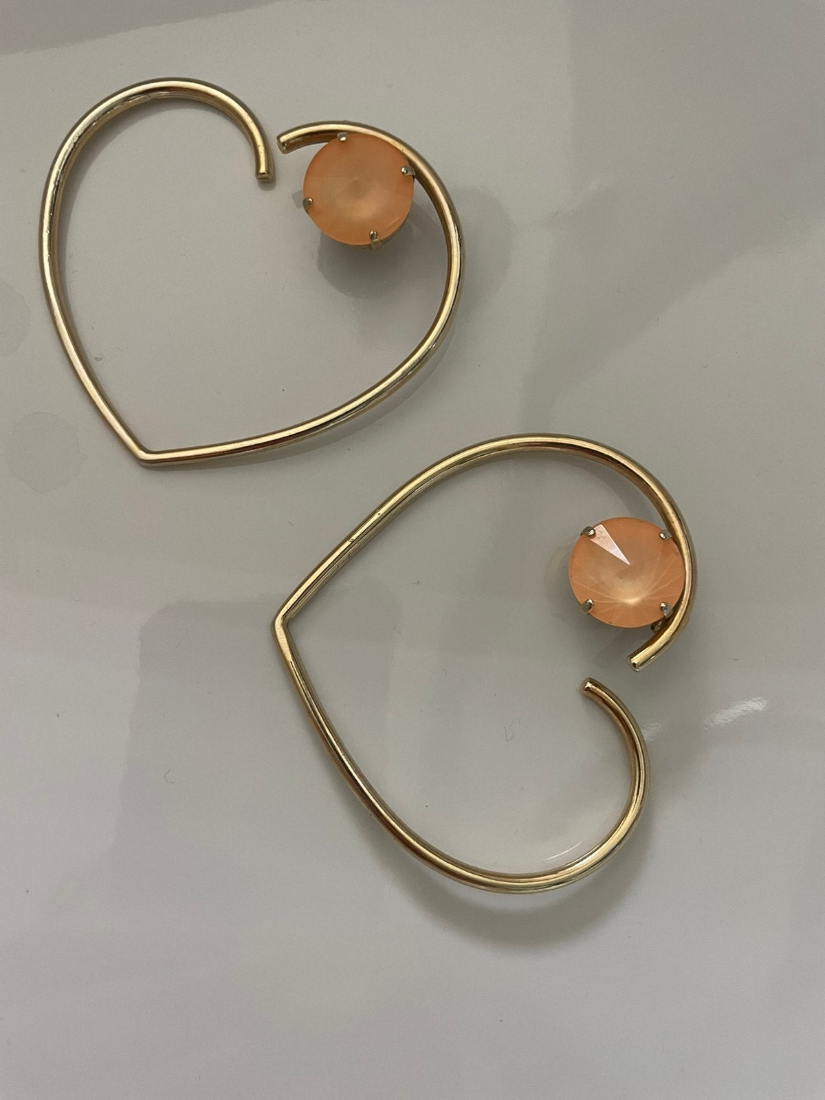 Essentiel Antwerp, set van hartvormige vergulde oorbellen, Sieraden, Tassen en Uiterlijk, Hangers, Nieuw, Ophalen of Verzenden