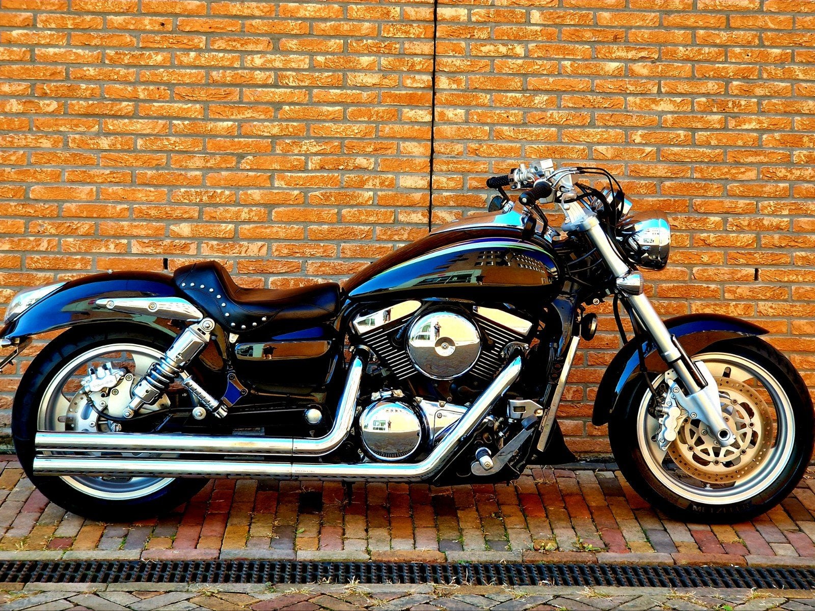 Dikke Kawasaki VN1500 Mean Streak, 2 cilinders, Sportuitlaat, Chopper, Bedrijf