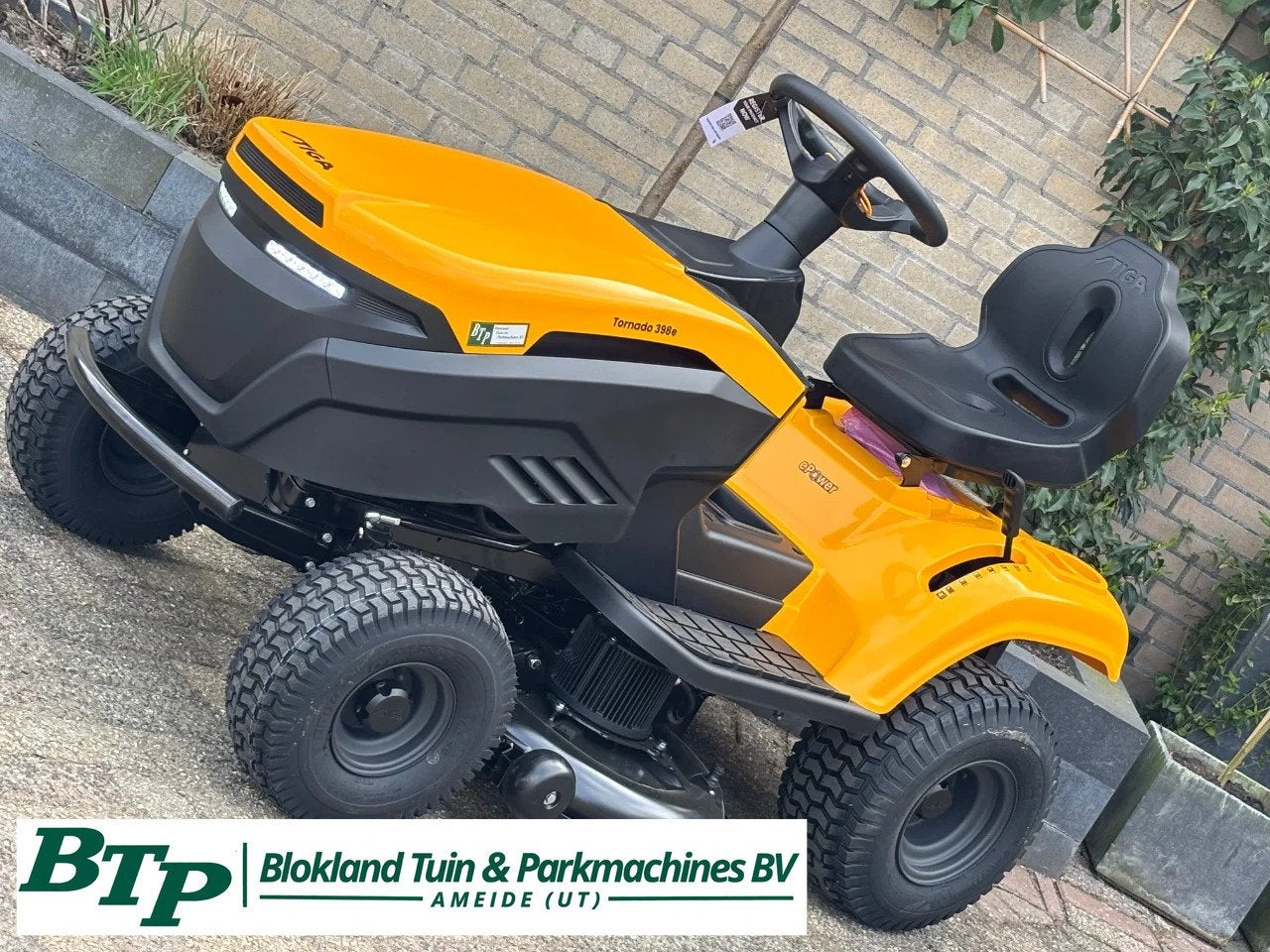 Stiga elektrische accu zitmaaier 398e mulch en zij-uitworp, Tuin en Terras, Nieuw, Stiga
