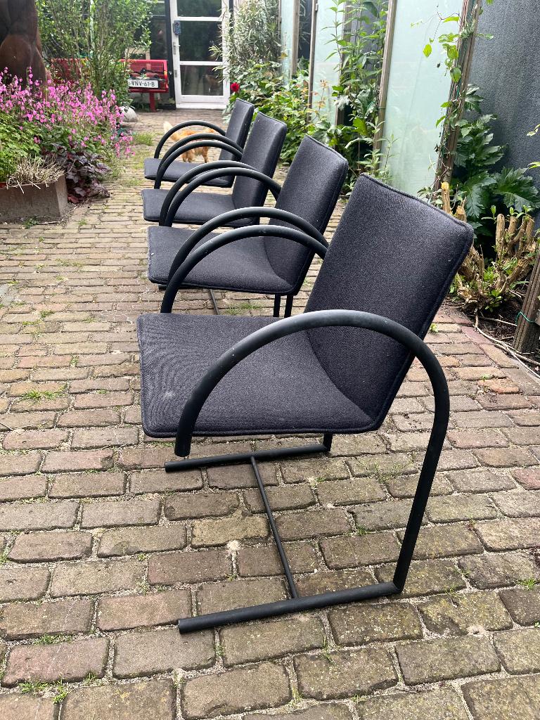 4 Eetkamerstoelen Cirkel Mazairac en Boonzaaijer Metaform, Ophalen, Gebruikt, Zwart, Vier
