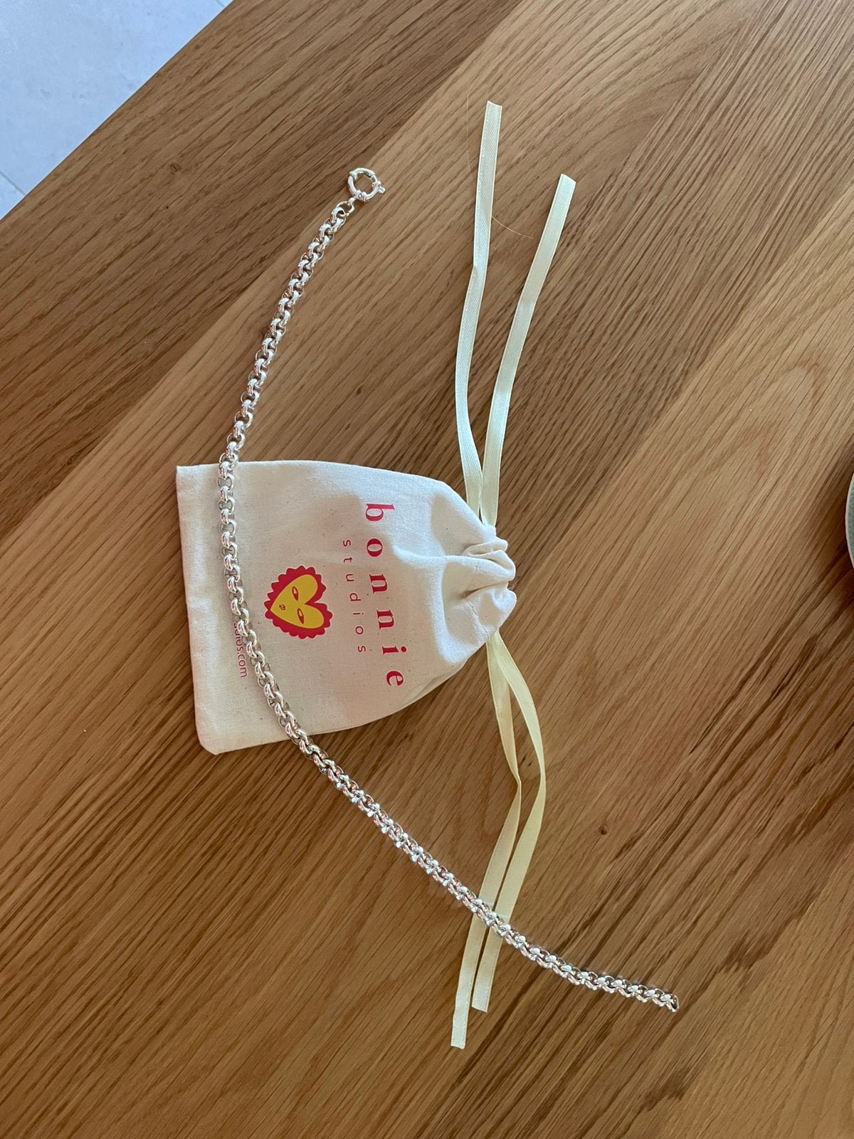 Zilverkleurige ketting van Bonnie Studios, Ophalen of Verzenden, Zo goed als nieuw, Zilver, Overige materialen