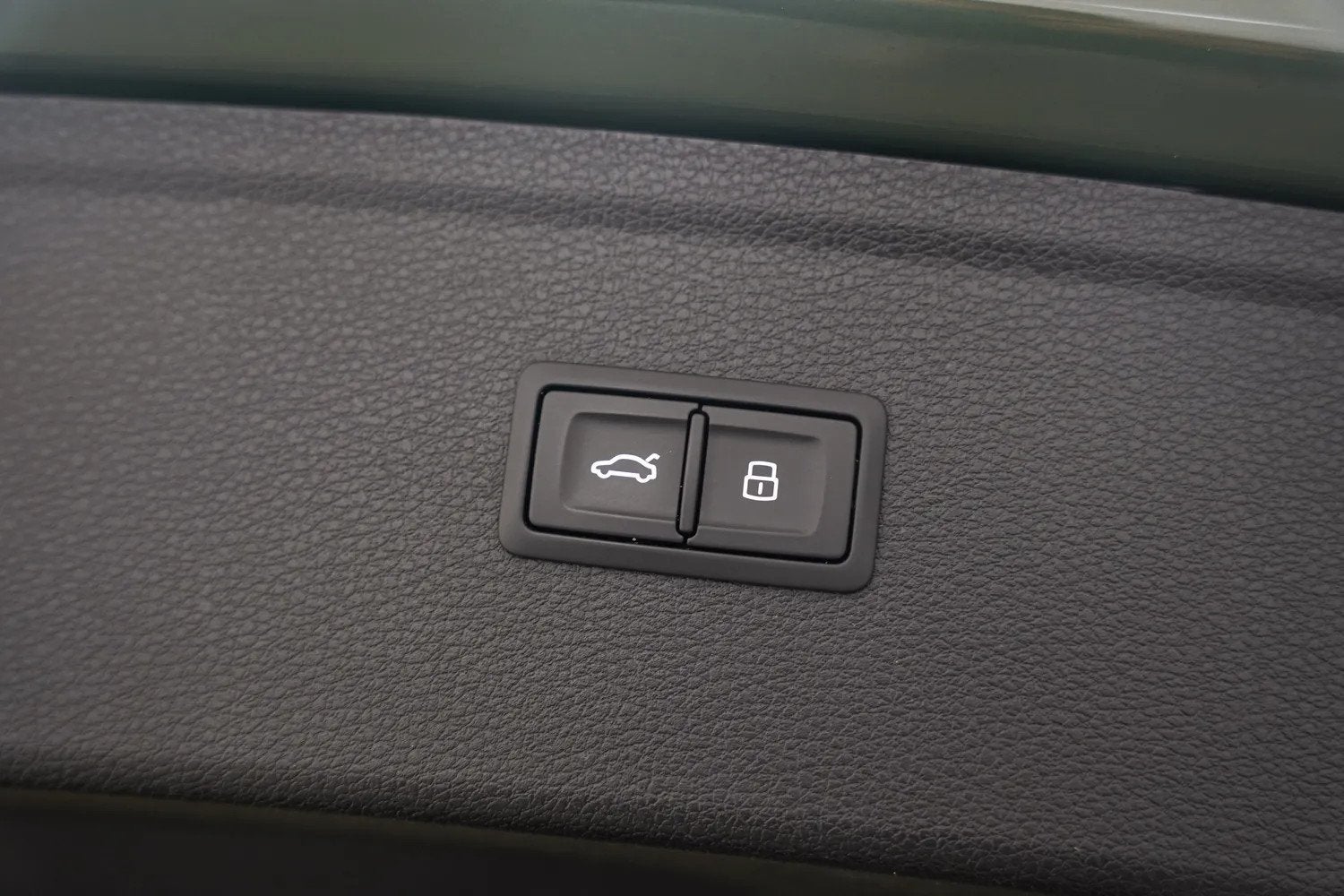 Foto 31 van Audi Q5 40 TFSI quattro S line Black [ Virtual Plus Stoelver