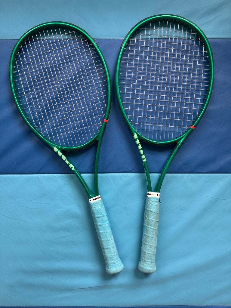 Wilson Blade V10 18x20 L4 x 2, Sport en Fitness, Tennis, L4, Ophalen of Verzenden, Zo goed als nieuw, Wilson