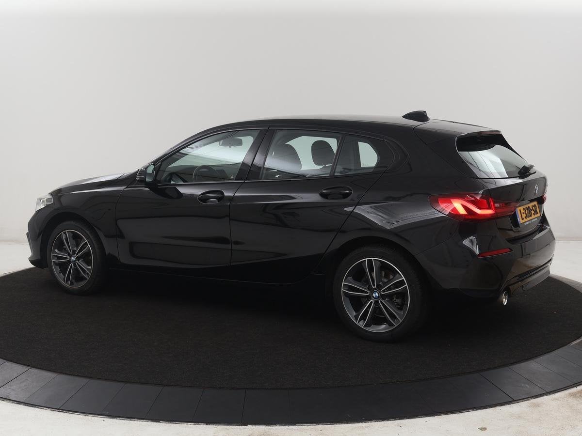 BMW 1-serie 118i Business Edition | Half leder | Cruise cont, Gebruikt, Leder en Stof, Zwart, Origineel Nederlands