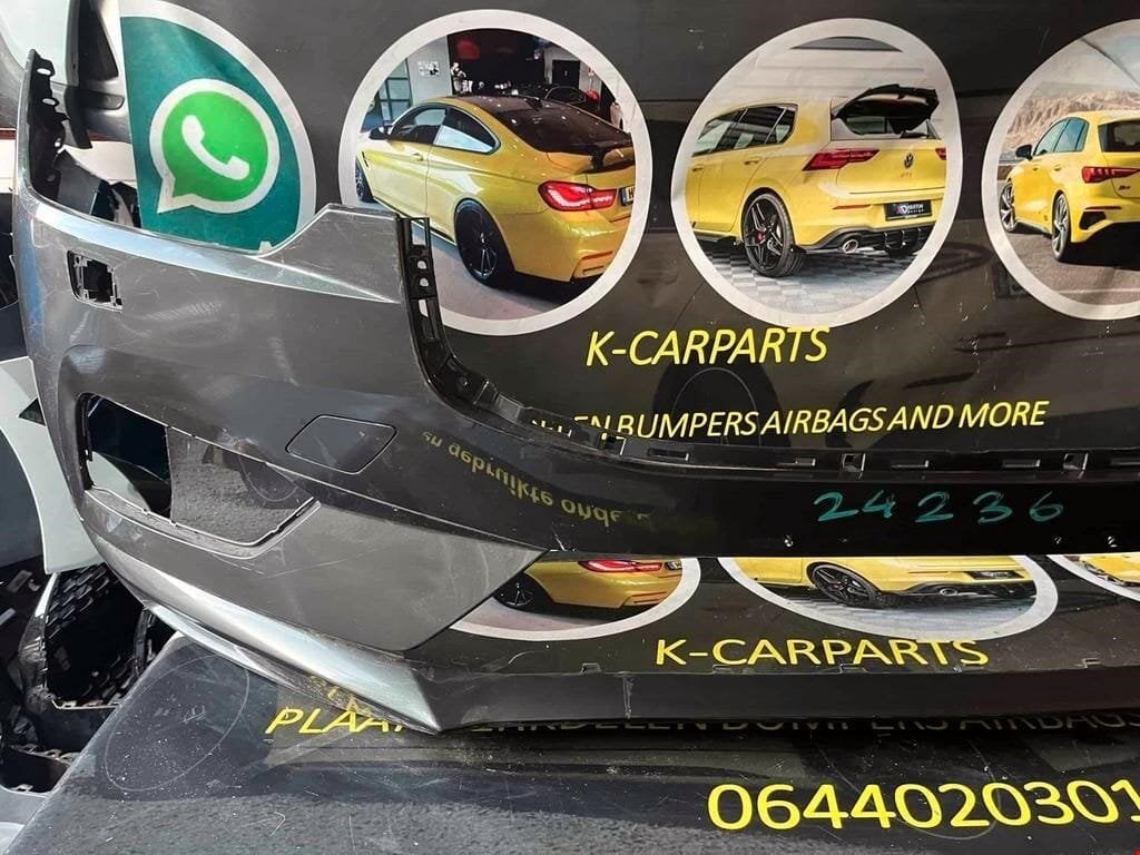 BUMPER VOLVO Xc 60 ORIGINEEL VOORBUMPER 190,00, Auto-onderdelen, Carrosserie en Plaatwerk, Info@fabrikant.eu, Ophalen of Verzenden