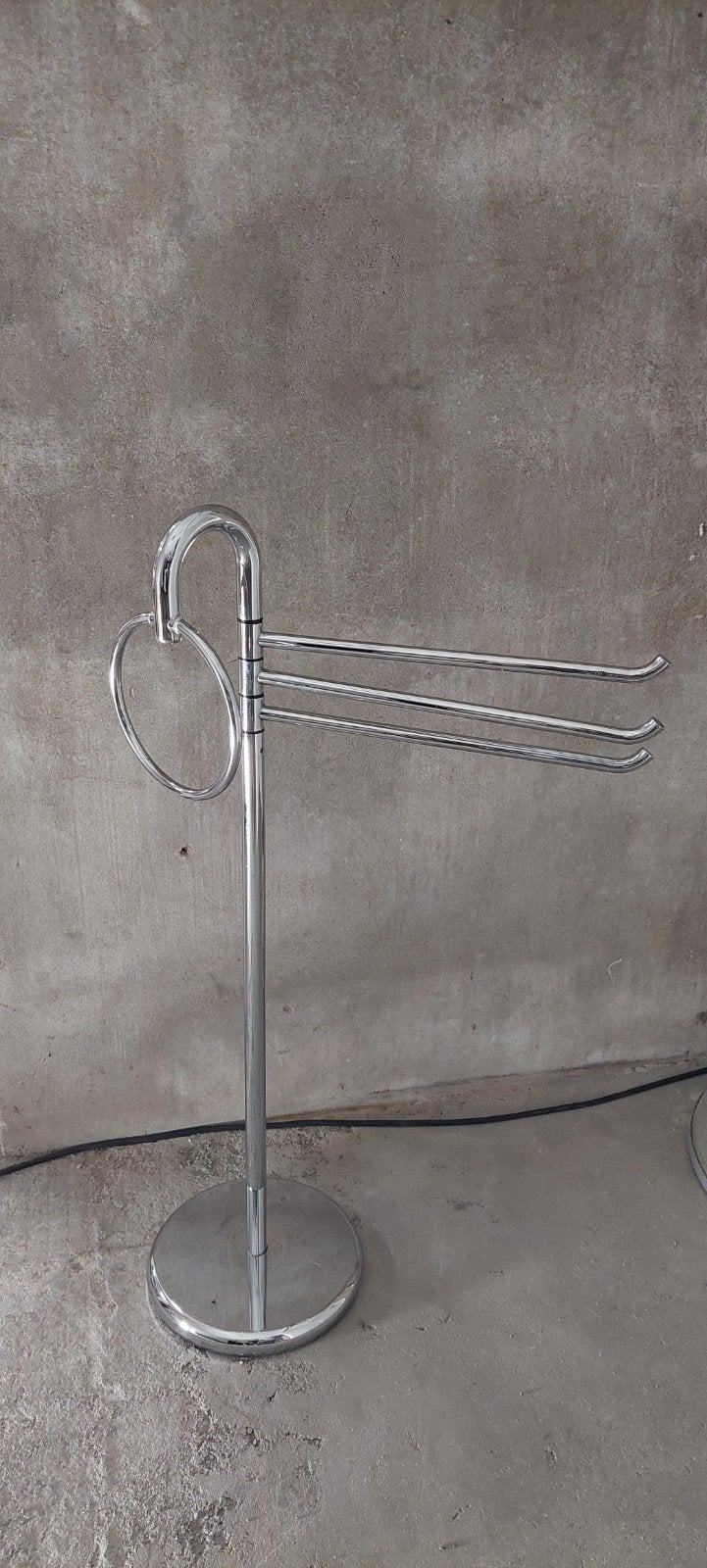 2 x Handdoekstandaard merk inda handdoekhouders handdoekring, Ophalen, Gebruikt, Zilver, Handdoekenrek