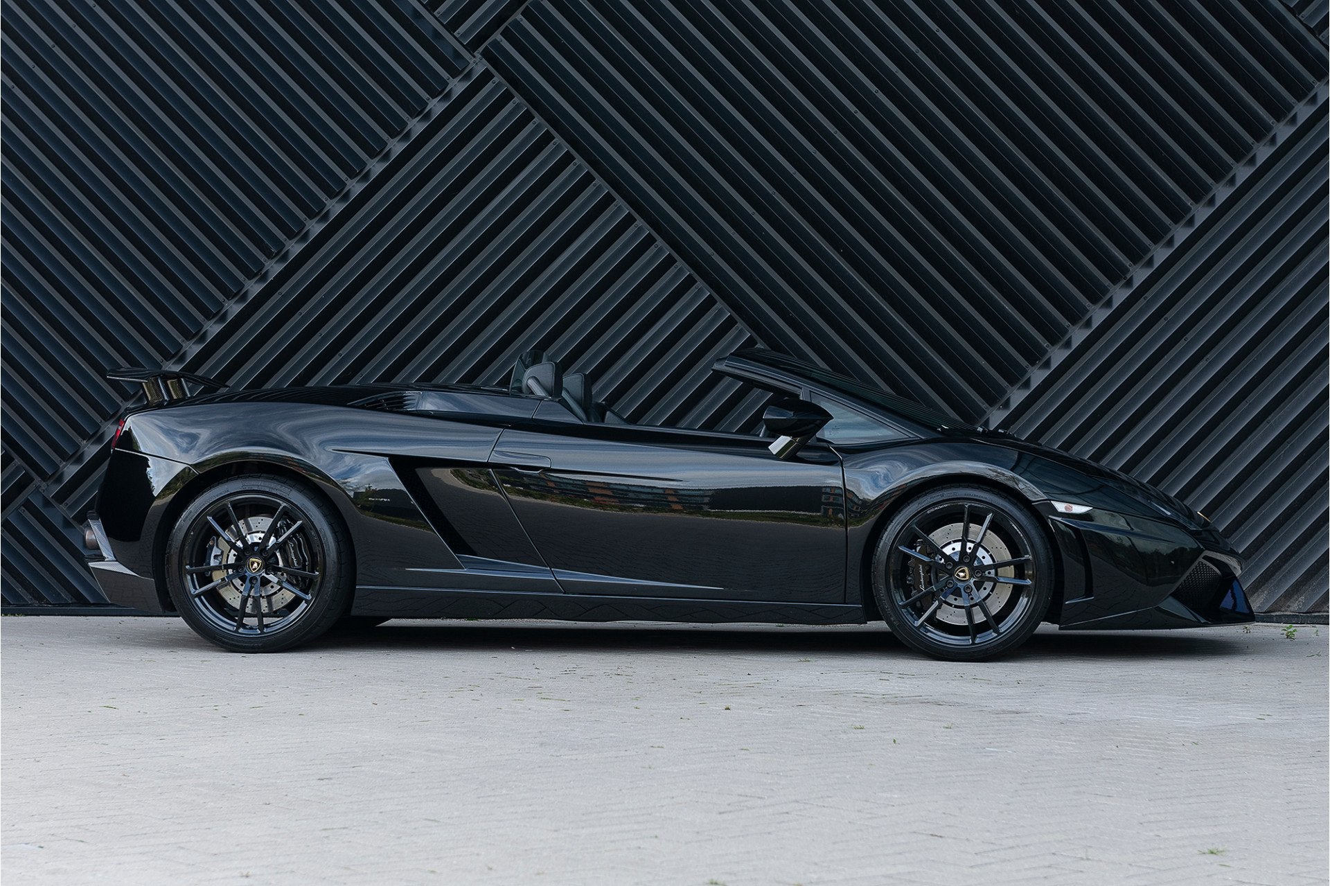 Lamborghini Gallardo 5.2 V10 LP560-4 Spyder Carbon Performan, Automaat, Zwart, 5204 cc, Cabriolet