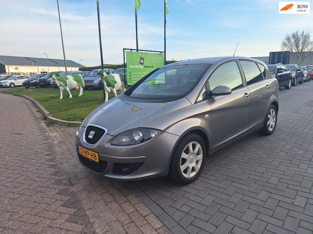 Seat Toledo 1.6 Stylance / Nette auto / APK februari 2027, Auto's, Seat, Gebruikt, 4 cilinders, 700 kg, Handgeschakeld