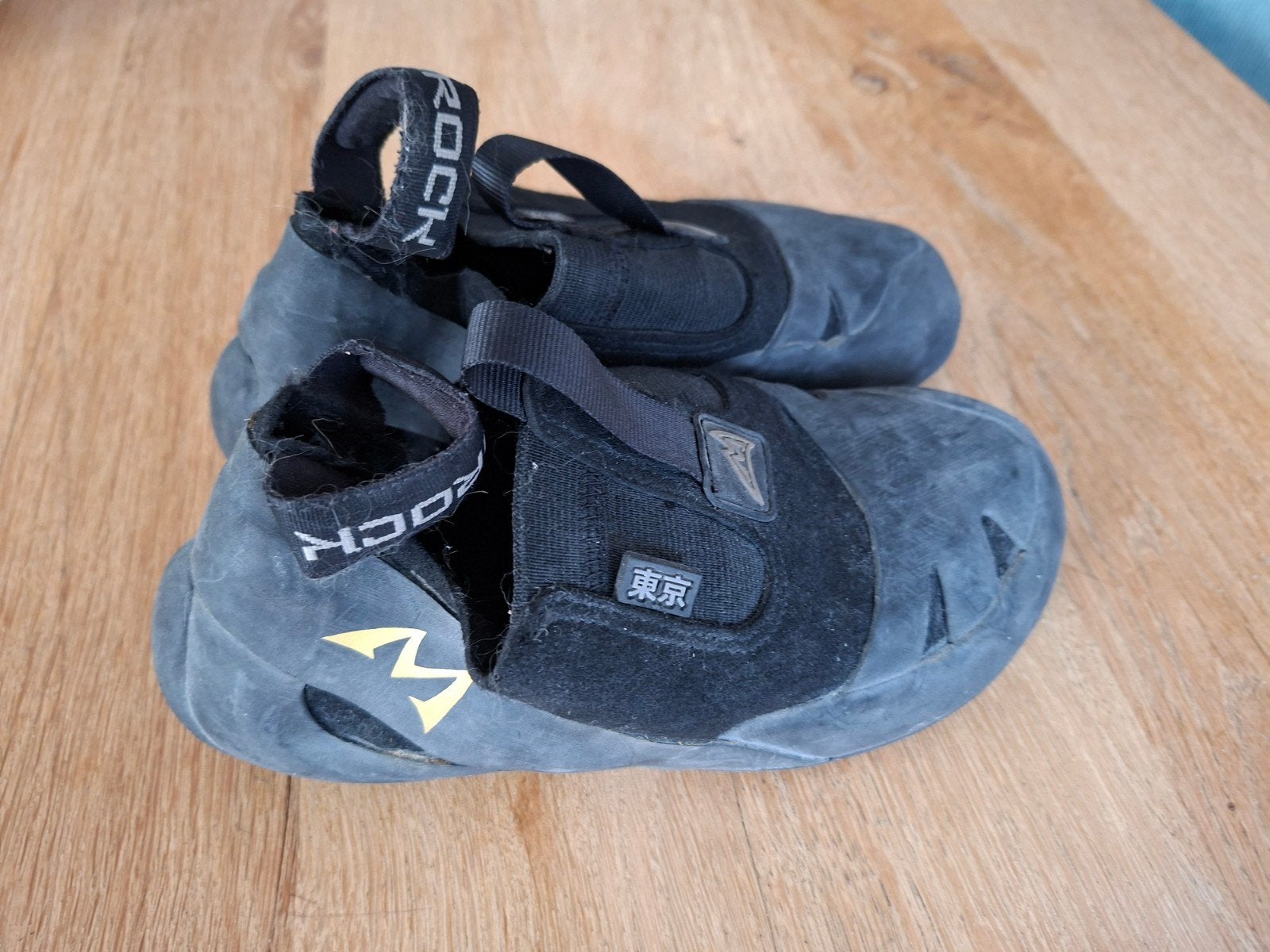Zwarte klimschoenen - mad Rock, Sport en Fitness, Klimsport, Ophalen of Verzenden, Gebruikt, Klimsportschoenen
