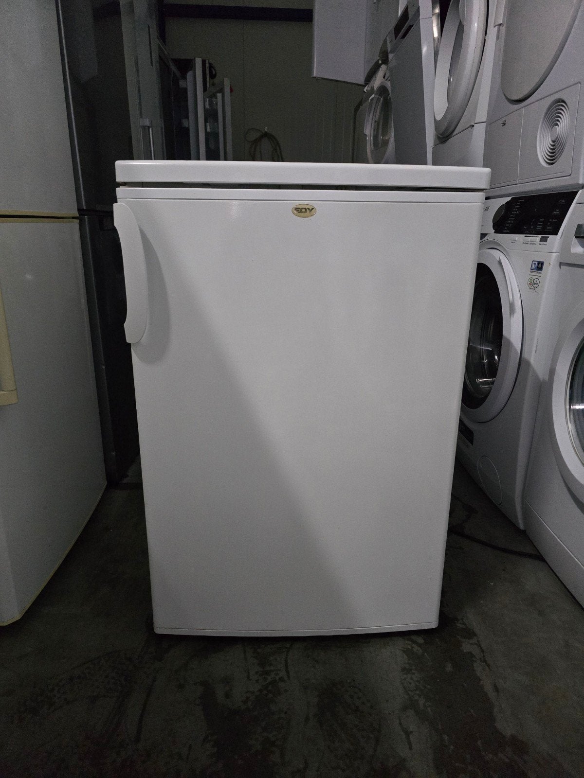 Koopje! Keurige ruime EDY tafelmodel koelkast met vriesvak!✅, 85 tot 120 cm, Zonder vriesvak, Ophalen of Verzenden, Zo goed als nieuw