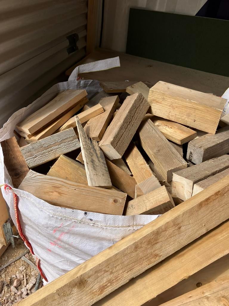 Big bag kachelhout, Tuin en Terras, Haardhout, 3 tot 6 m³, Ophalen of Verzenden, Overige houtsoorten