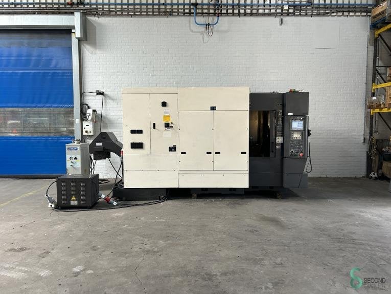 Freesmachines universeel Hwacheon VESTA-610D 2013
