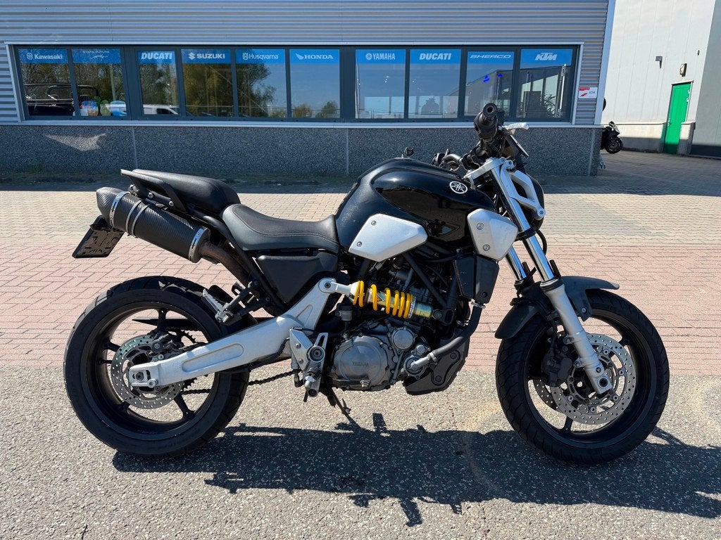 Yamaha Tour MT-03 - foto 2