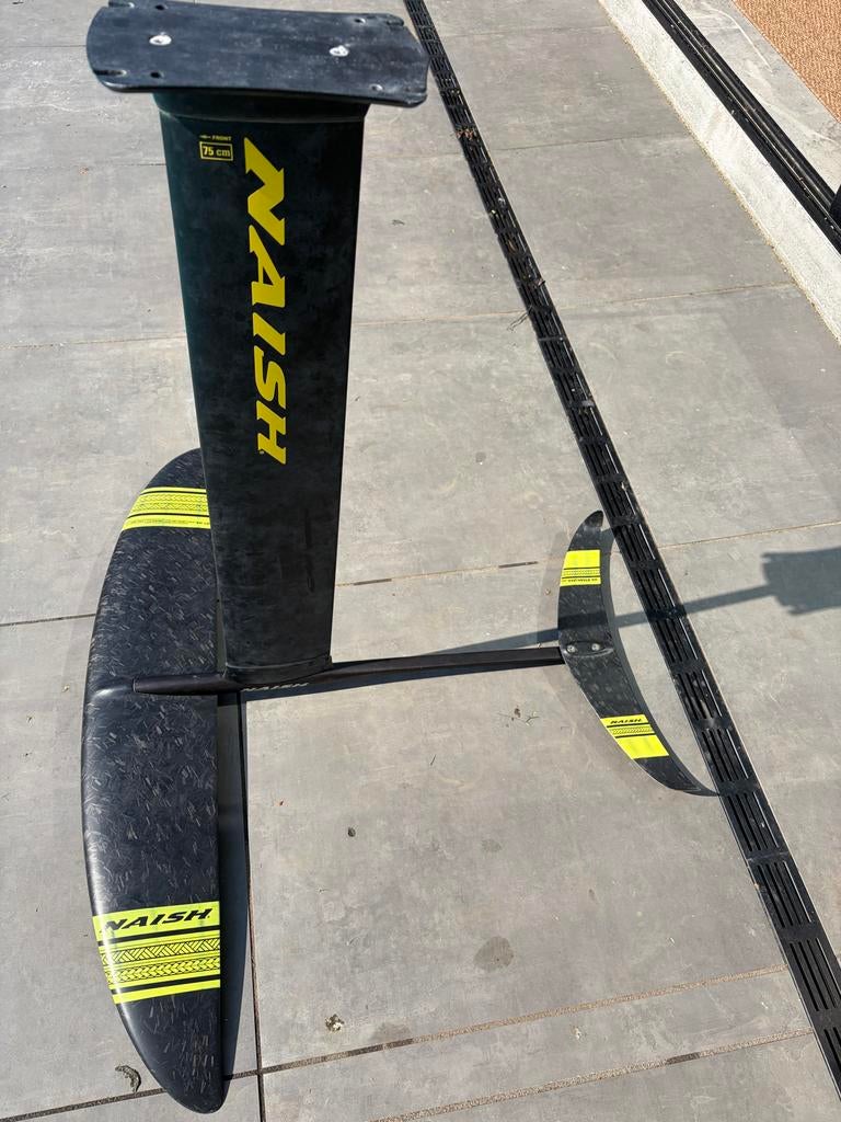 Wingfoil set: NSP board (112L) & Naish foil (1240/280), Watersport en Boten, Ophalen of Verzenden, Gebruikt