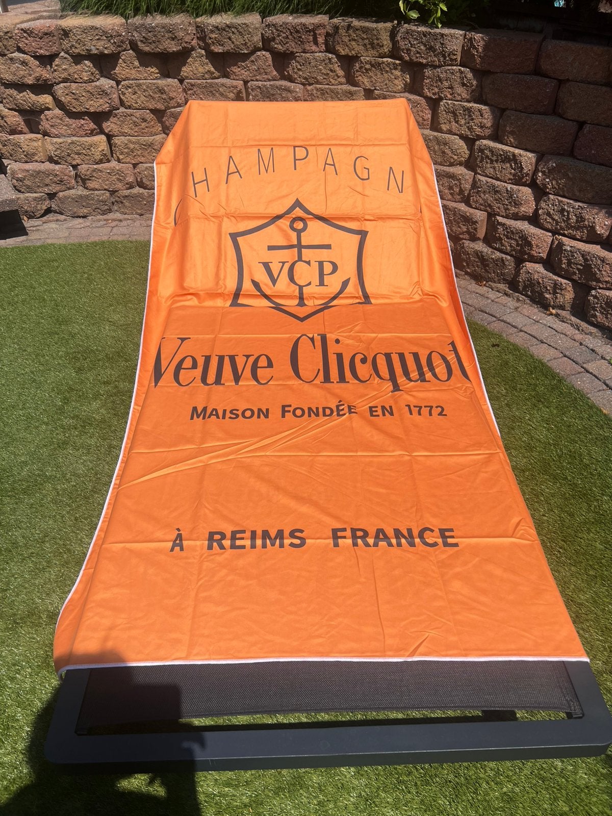 Veuve Clicquot XXL Badlaken., Ophalen of Verzenden, Nieuw, Zwart, Vierkant