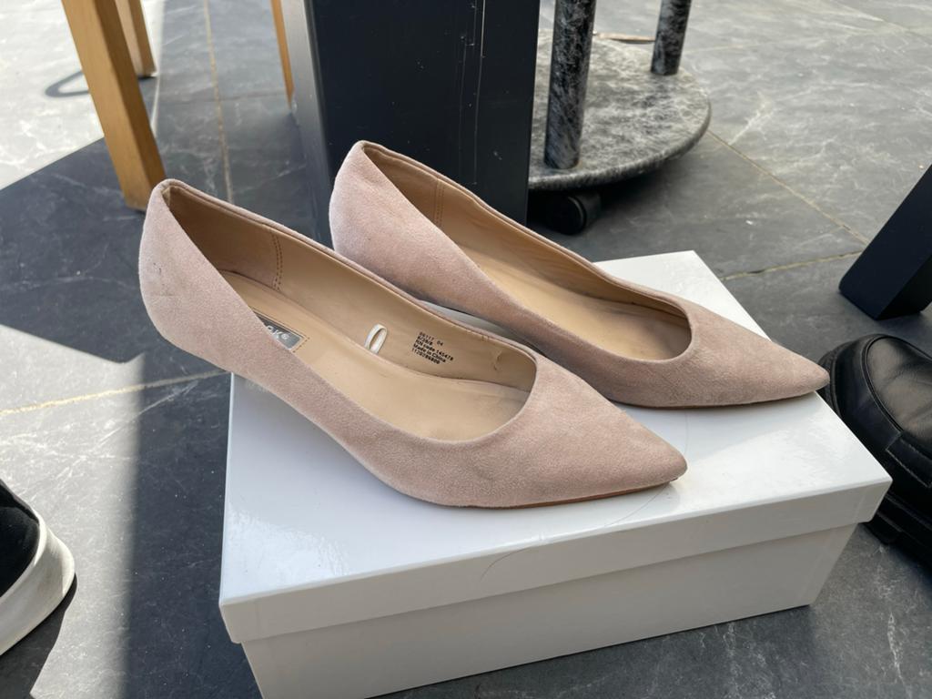 Nude/Roze Hakken Maat 39, Ophalen of Verzenden, Zo goed als nieuw, Roze, Pumps