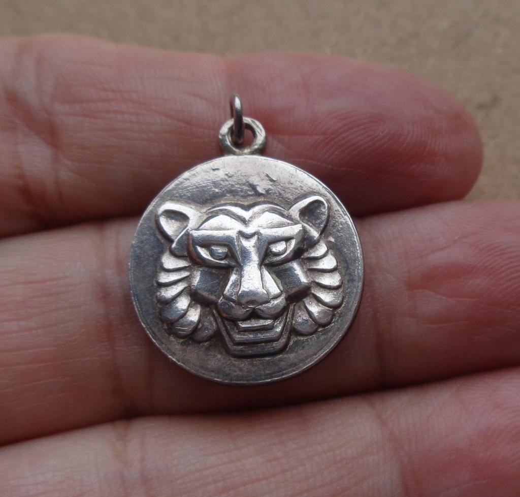 zilveren hanger/ bedel sterrenbeeld leeuw [114], Overige merken, Verzenden, Zo goed als nieuw, 1 bedel