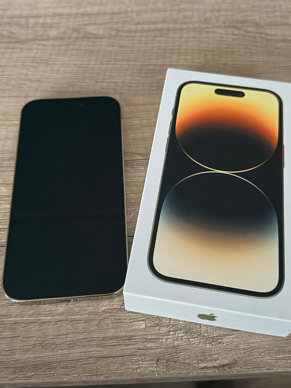 iPhone 14 Pro 256GB -Nette staat, incl. originele verpakking, Telecommunicatie, 77 %, Zonder simlock, Zonder abonnement, Goud