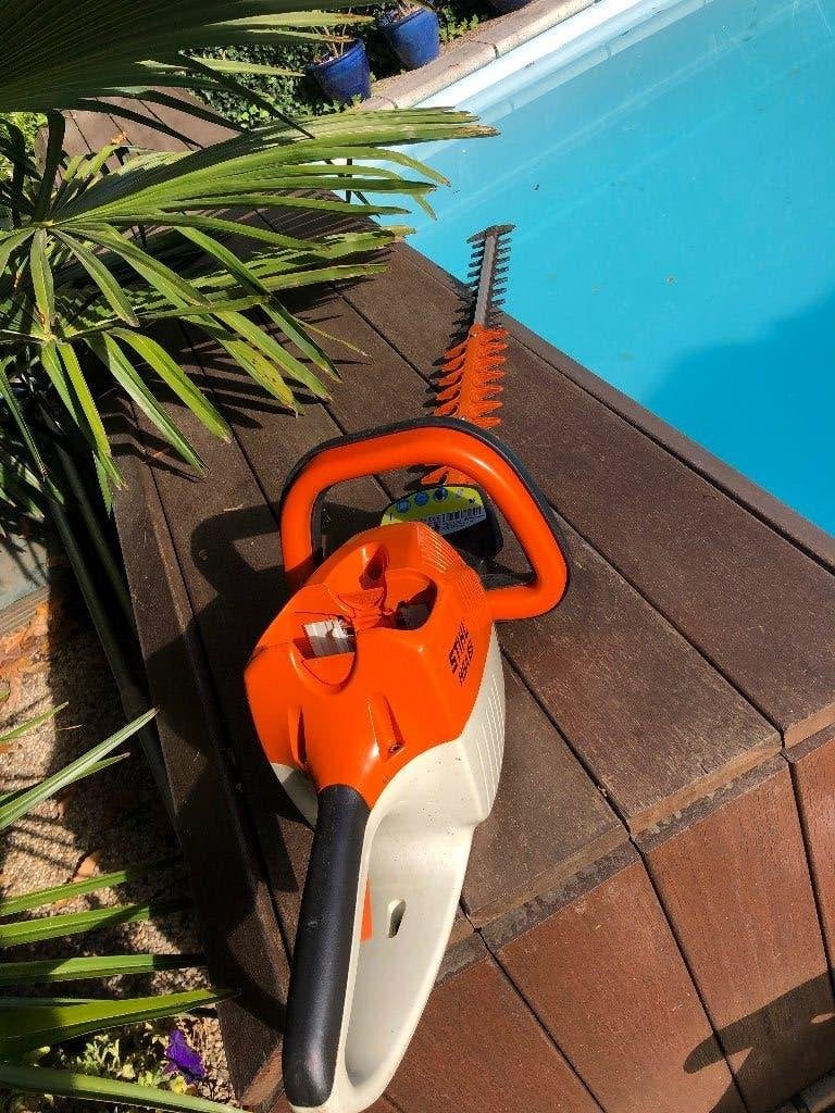 Stihl heggenschaar HSA 85 izgst voor AP accu, Tuin en Terras, Ophalen, Zo goed als nieuw, Accu