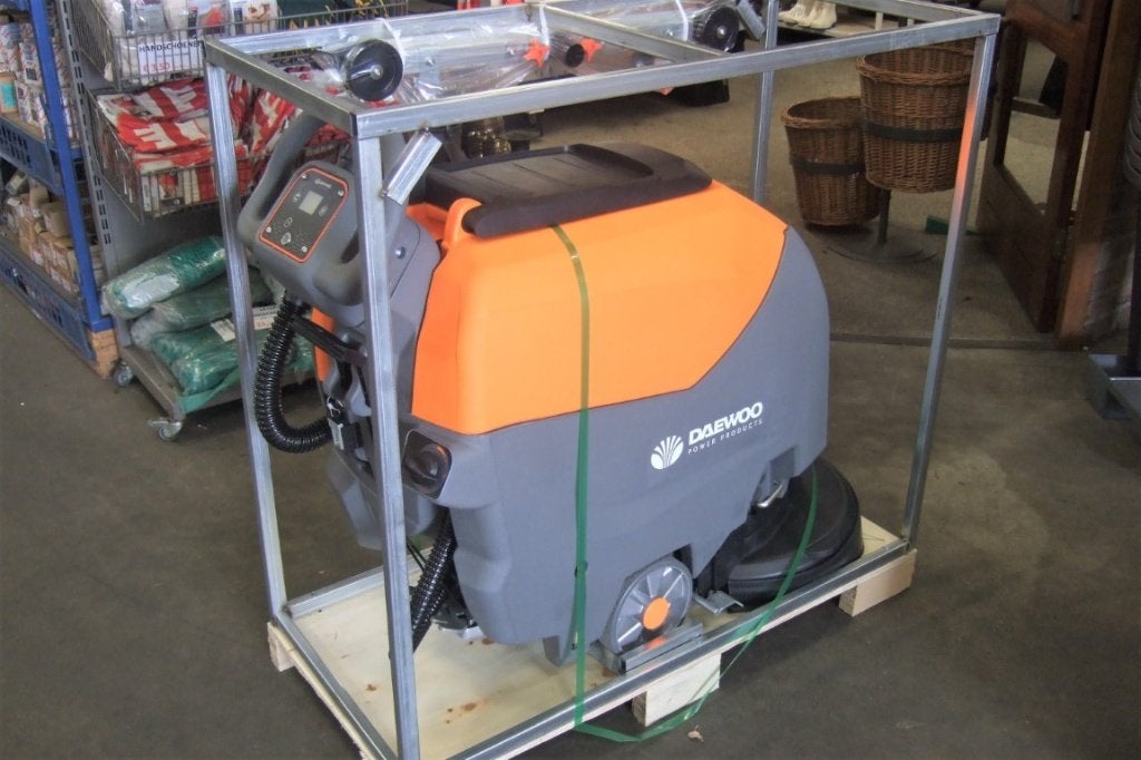Schrobmachine Daewoo, Ophalen, Nieuw, Schrobmachine