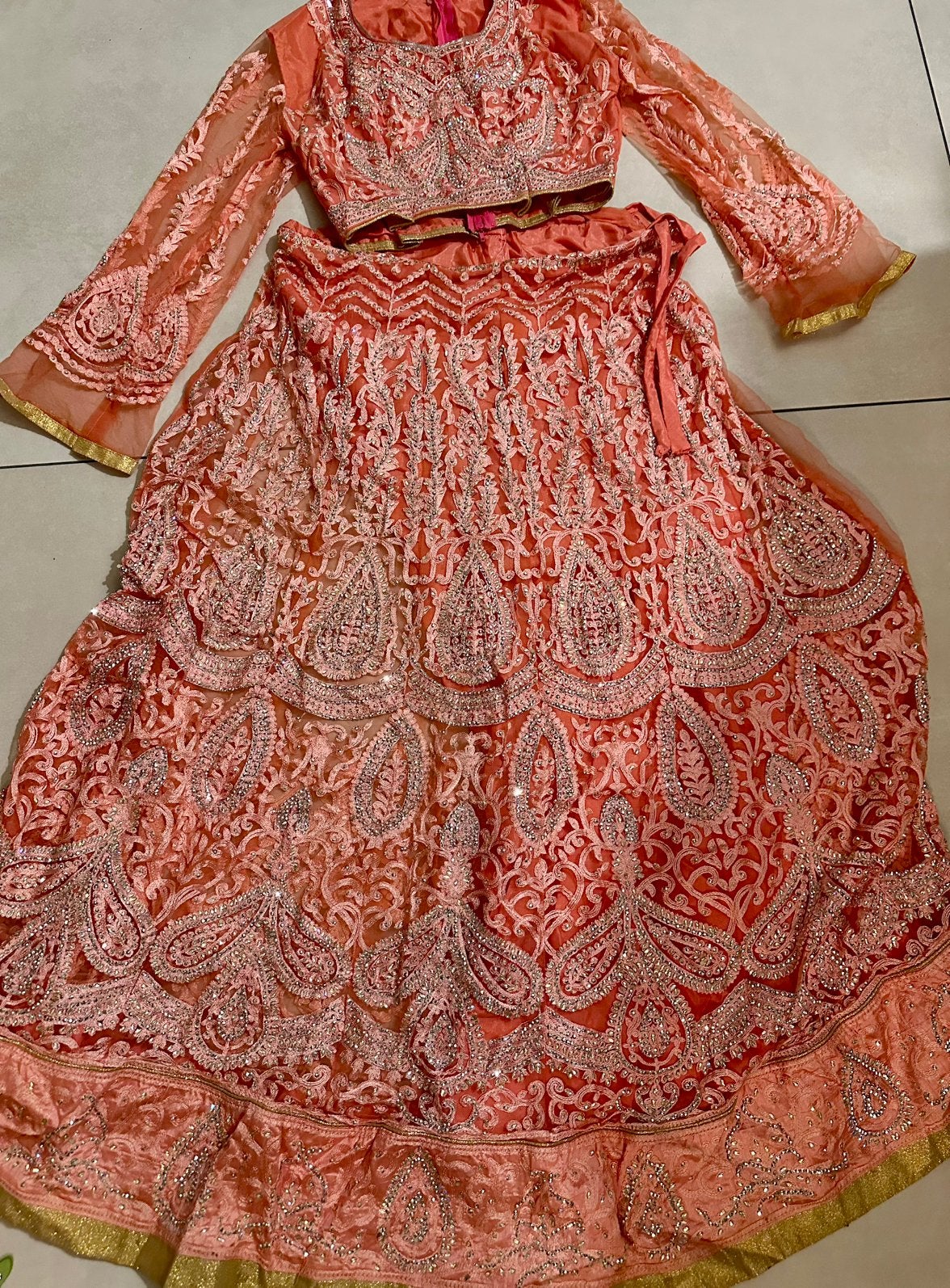 Mooie Lehenga 3 delig, Ophalen of Verzenden, Zo goed als nieuw, Roze, Overige typen