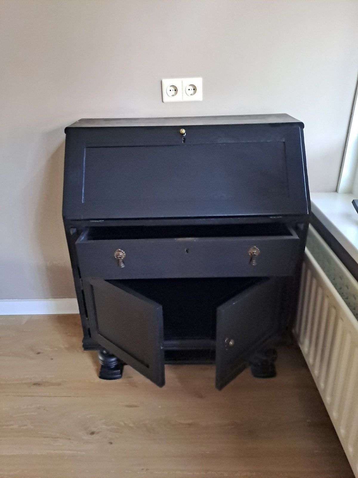 Voorraad kastje / Bureau 'tje, Ophalen, Gebruikt, Met deur(en), 50 tot 100 cm