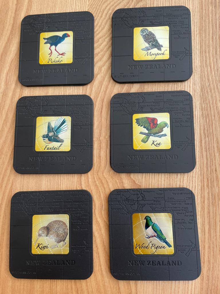 Nieuw-Zeelandse Onderzetters met Vogels (6 stuks), Ophalen of Verzenden, Zo goed als nieuw, Glas of Kopje