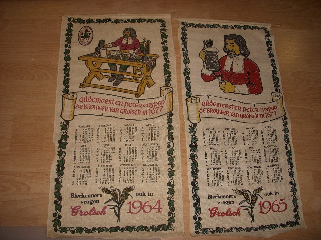 2 Stoffen Grolsch bier kalenders uit 1964 en 1965, Ophalen of Verzenden, Gebruikt, Reclamebord, Plaat of Schild, Grolsch