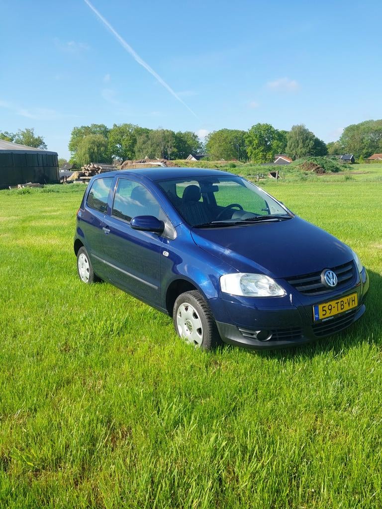 Volkswagen Fox 1.2 40KW 2006 Blauw apk tot 07-05-2027, Voorwielaandrijving, Stof, 1198 cc, Origineel Nederlands
