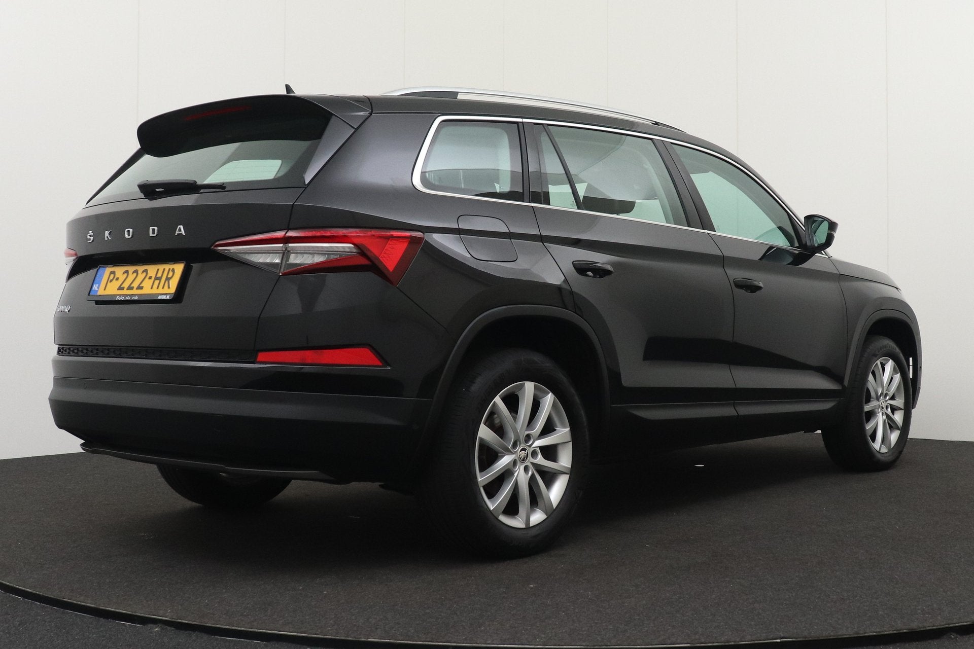 Skoda Kodiaq 1.5 150 PK Aut. Business+ NW Model Carplay Memo, Auto's, Dealer onderhouden, 1502 kg, 4 cilinders, 150 pk
