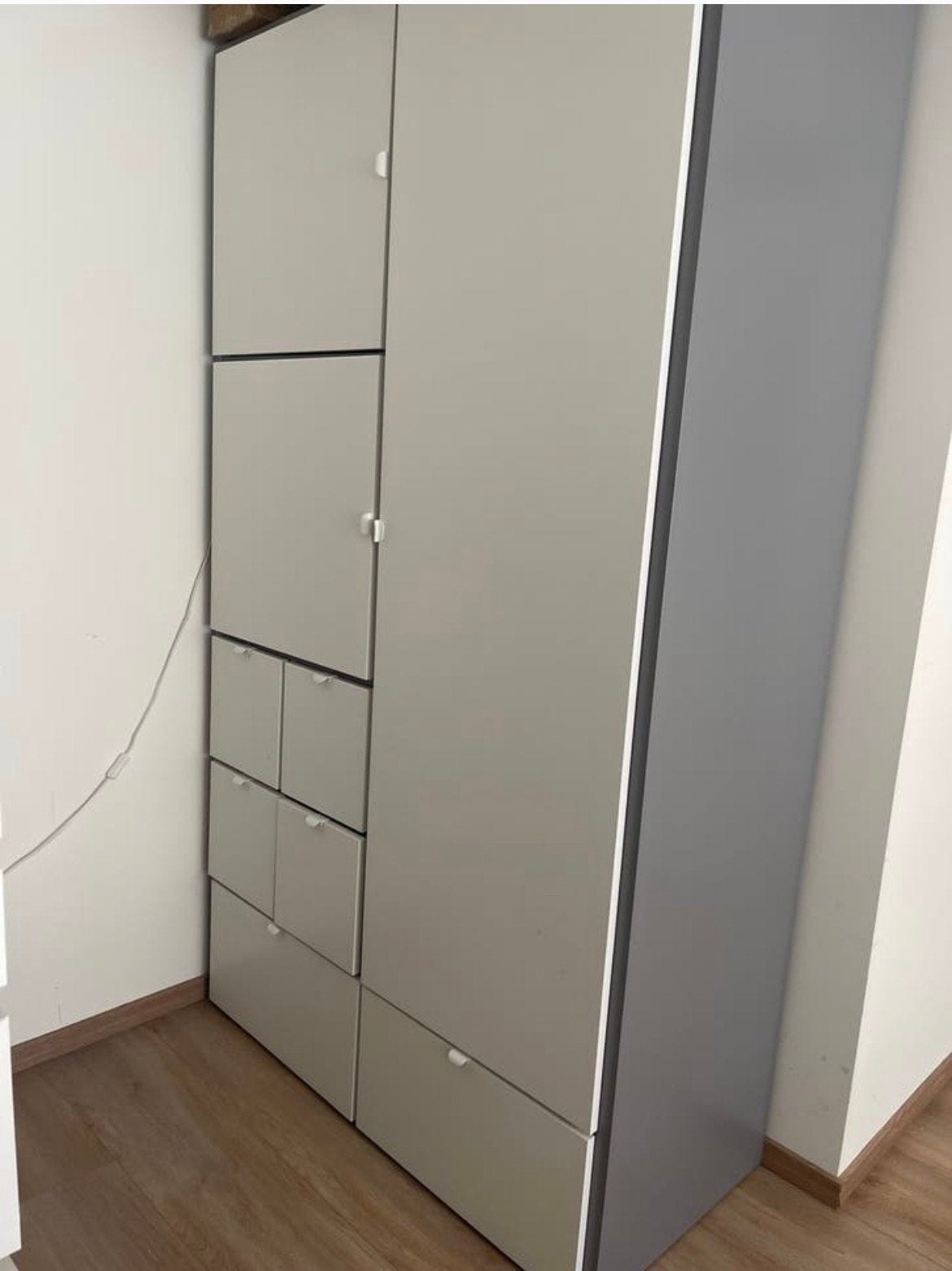 Ikea VISTHUS kledingkast - veel opbergruimte, Huis en Inrichting, Kasten | Kledingkasten, Gebruikt, 200 cm of meer, 100 tot 150 cm