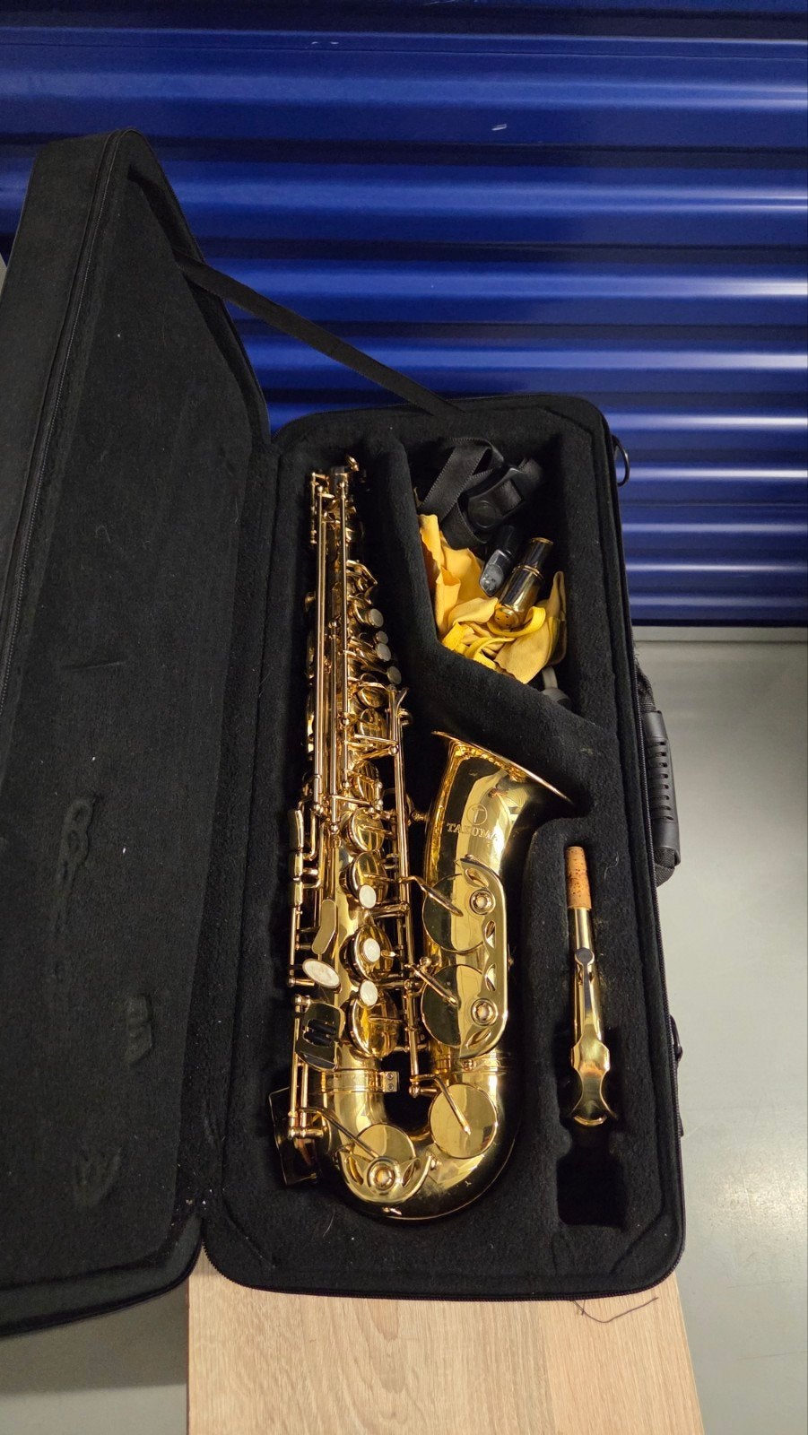 Altsaxofoon Takuma met koffer, Ophalen of Verzenden, Zo goed als nieuw, Tenor, Met koffer